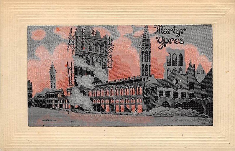 Martyr Ypres Carte Postale, Unused indentation in card