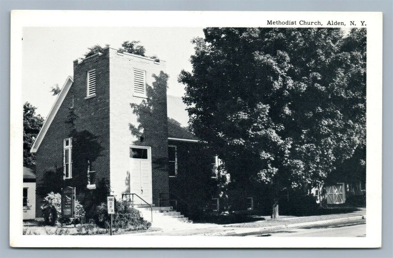 ALDEN NY METHODIST CHURCH VINTAGE POSTCARD