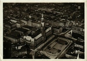 CPA AK Hamburg- Rathaus m. Adolf Hitler Platz GERMANY (900591)