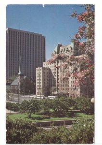 Lord Elgin Hotel - Ottawa - Ontario - Vintage Chrome Postcard