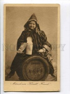 401699 Munchner Kindl Freud Munich child BEER HB Vintage PC