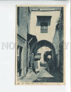 3172354 TUNIS Une Vieilee Rue native types Vintage postcard