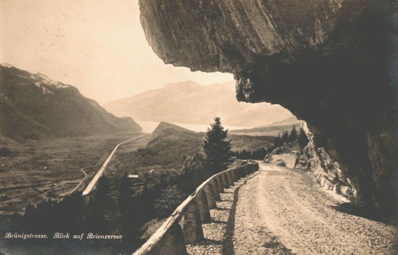 Switzerland Brünigstrasse Blick auf Brienzersee Lake Brienz Vintage RPPC 03.69