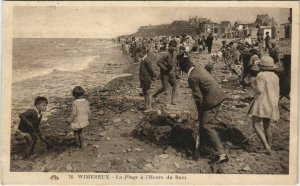 CPA WIMEREUX La Plage a l'heure du bain (979824)