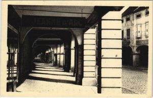 CPA LOUHANS - Les Arcades (122009)