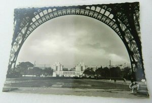 Vintage Postcard Le palais de Chaillot vu sous la tour Eiffel Paris Merveilles