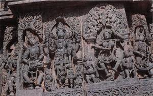 BG21355 wall carving of hoysaleswara temple halebeedu sculpture india postcard