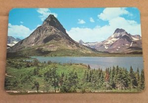 VINTAGE POSTCARD UNUSED - GLACIER  PARK FROM MANY GLACIER, MONTANA