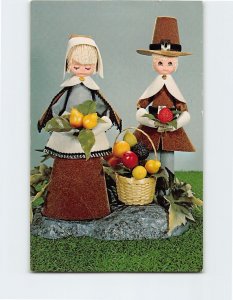 Postcard Plymouth Pair, Handcraft Building, Des Moines, Iowa