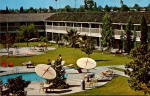 California Fresno Hyatt Tradewinds Motor Hotel