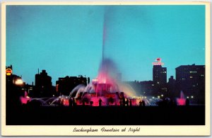 VINTAGE POSTCARD BUCKINGHAM FOUNTAIN IN CHICAGO ILLINOIS AT NIGHT c. 1960s