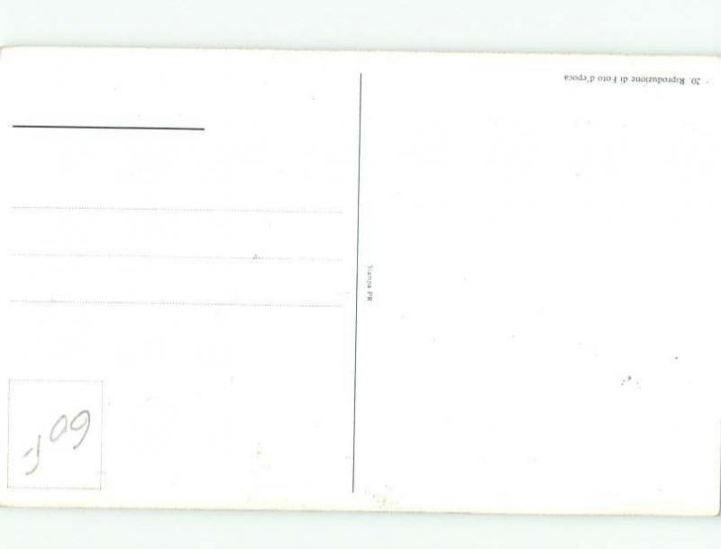 c1910 Risque NUDE ITALIAN GIRL POSING AT STUDIO IN ITALY AB7262