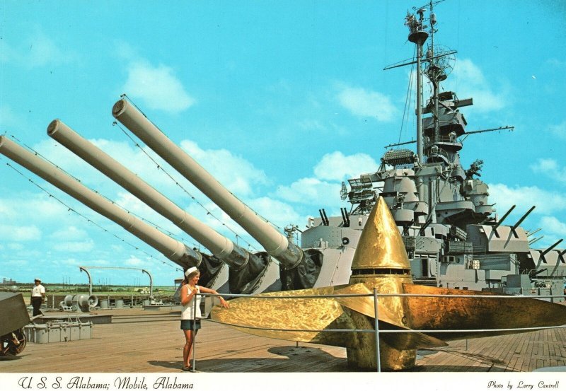 Vintage Postcard USS Alabama Battleship Main Deck Aft Propellers and Guns Mobile