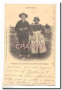 L & # 39Auvergne Postcard Old Peasant around Riom es Montagne (couple) TOP