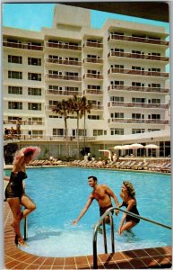 Pool at the Barcelona Hotel, Ocean at 43rd, Miami Beach FL Vintage Postcard C52