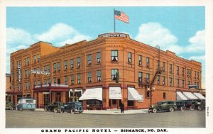 Postcard Grand Pacific Hotel in Bismarck, North Dakota~124739