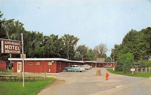 Butlers Redwood Motel  Mankato,  MN