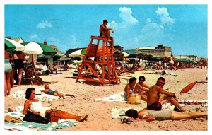 Postcard BEACH SCENE Ocean City Maryland MD AQ1497