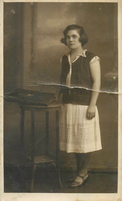 Postcard social history woman portrait white dress  Romania