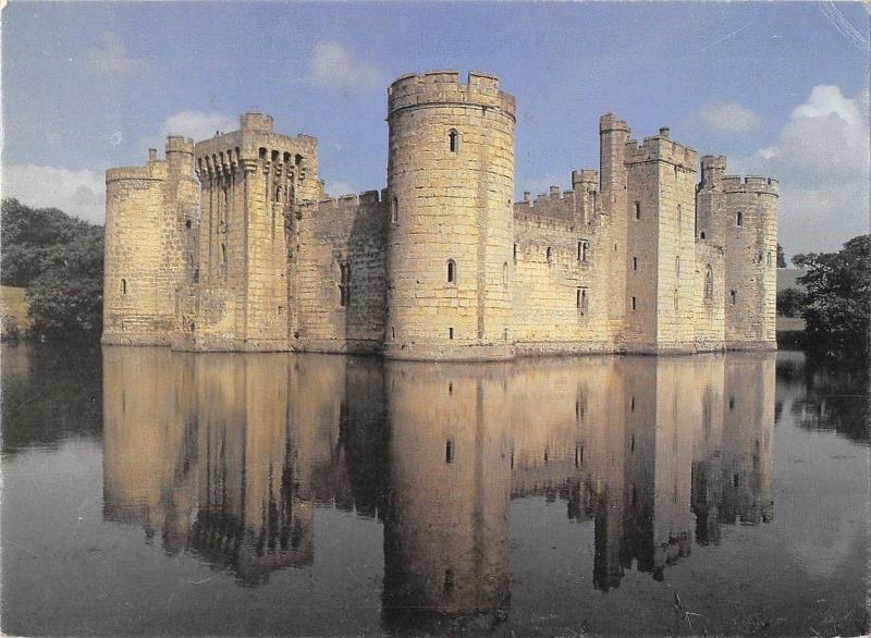 BR91039 bodiam castle sussex uk