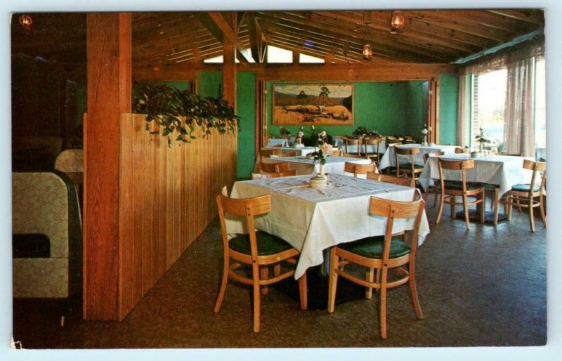 ALEXANDER CITY, Alabama AL  Roadside QUAIL RESTAURANT Interior c1950s  Postcard