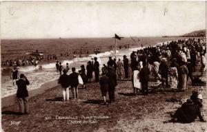 CPA DEAUVILLE - Plage Fleurie - L'heure du Bain (515634)