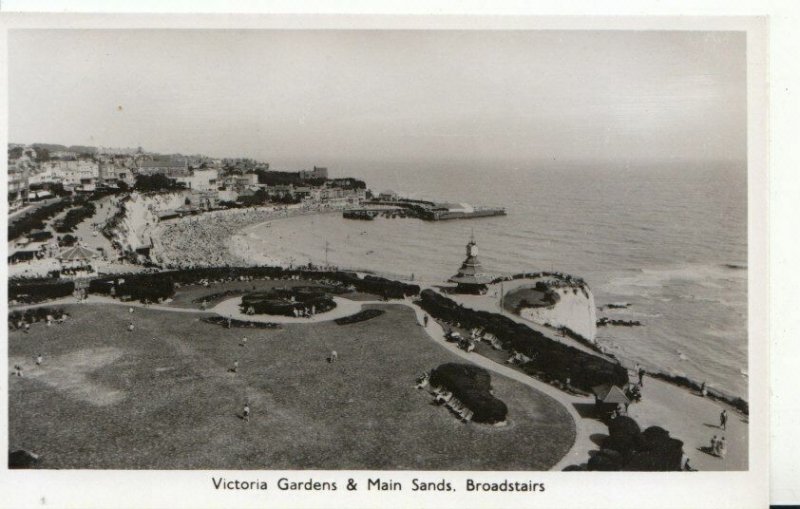 Kent Postcard - Victoria Gardens & Main Sands - Broadstairs - RP - Ref 2773A