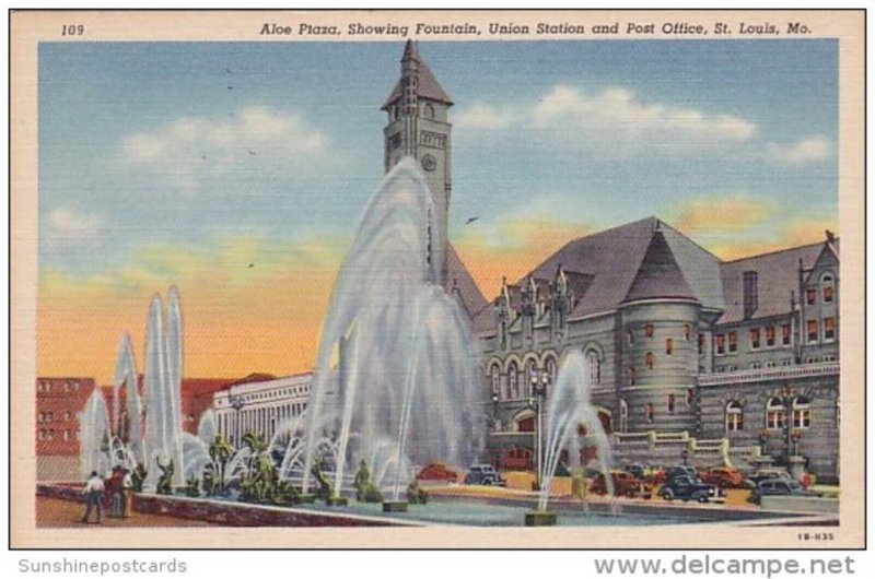 Aloe Plaza Showing Fountain Union Station And Post Office Saint Louis Missouri