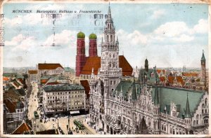 Germany Muenchen Marienplatz Rathaus und Frauenkirche 1929