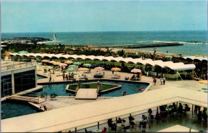 Venezuela Hotel Macuto Sheraton Piscina Vintage Postcard C348