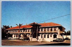 Seaboard Coastline Railroad Station  Florida  Postcard