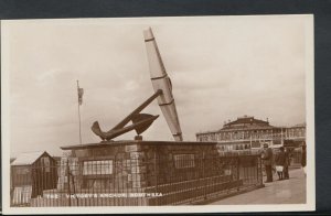 Hampshire Postcard - The Victory's Anchor, Southsea, Portsmouth   RS8225