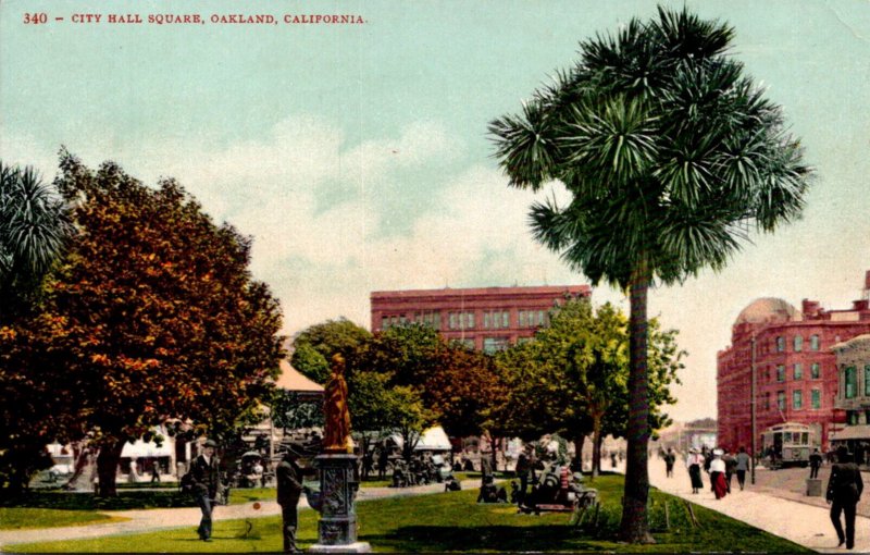 California Oakland City Hall Square