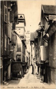 CPA TROYES - Rue Urbain IV (71706)