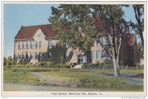 MEDICINE HAT , Alberta , Canada , 1910s ; High School