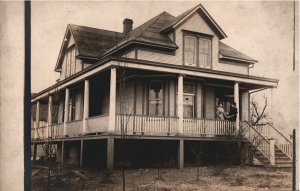 VINTAGE POSTCARD TWO WOMAN STANDING ON DECK OF PERIOD HOME TINTED REAL PHOTO