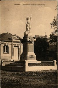 CPA Bleneau - Monument aux Morts - Cote Droit FRANCE (960636)
