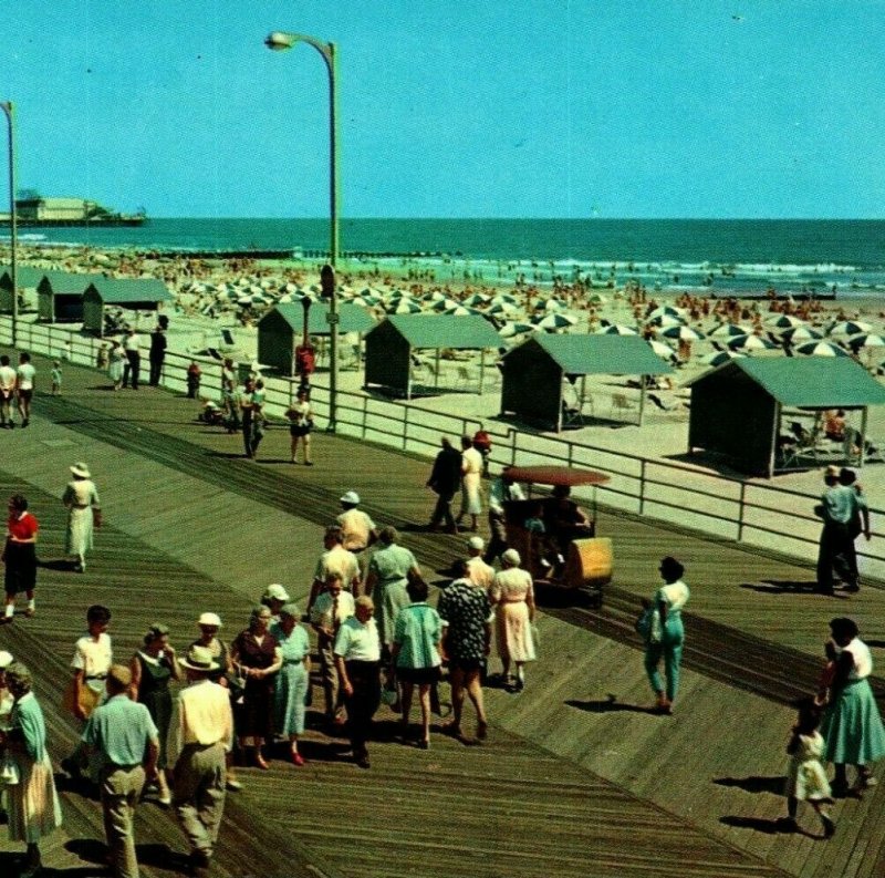 Atlantic City New Jersey NJ Boardwalk Vtg Chrome Postcard Plastichrome