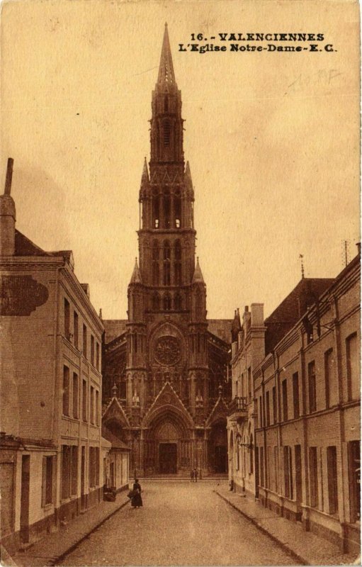 CPA Nord VALENCIENNES L'Église Notre-Dame (984067)