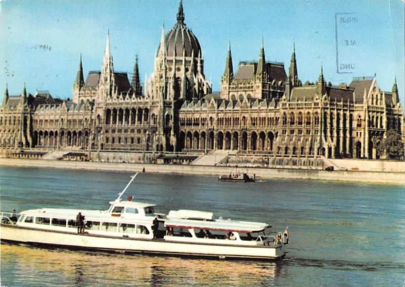 BR84778 budapest parliament hungary