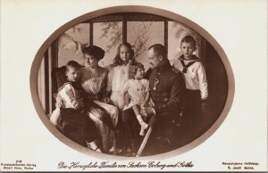 Die Herzogliche Familie von Sachsen Coburg und Gotha Vintage RPPC C080