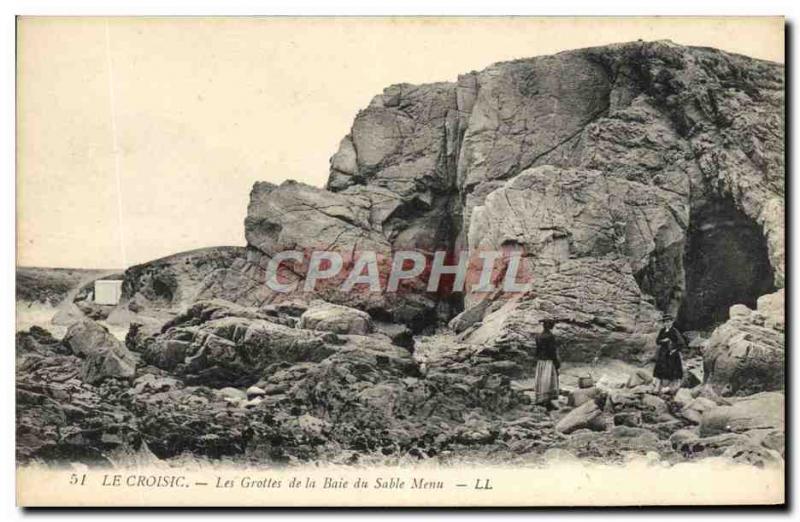 VINTAGE POSTCARD Croisic Caves Of Bay Of Small Sand