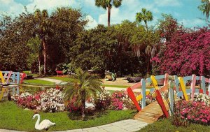 Fantasy Valley Florida CYPRESS GARDENS Theme Park Flowers 1969 Vintage Postcard