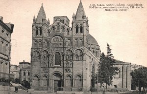 VINTAGE POSTCARD ST. PETERS CATHEDRAL ROMAN BYZANTINE STYLE ANGOULEME FRANCE