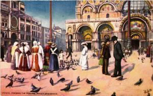 CPA AK VENEZIA Feeding the Pigeons, Piazza San Marco ITALY (522671)