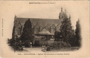 CPA Fougeres Eglise St Leonard et Jardin Public (1237760)