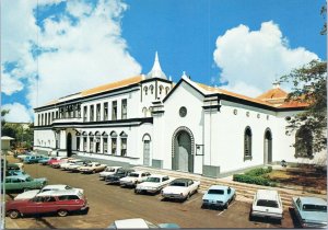 postcard Venezuela -Santa Ana Chapel in Maracaibo with 1950s-1960s cars