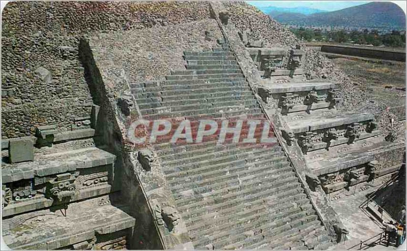 Modern Postcard El Templo de Quetzalcoatl Mexico