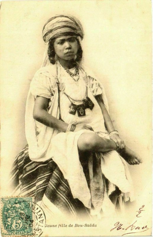 CPA AK Jeune Fille de Bou-Saada - Type ALGERIE (856433)