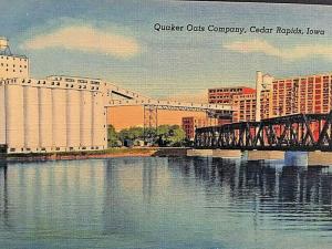 Postcard Quaker Oats Company, Cedar Rapids, Iowa    W9